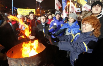 http://cdn.itar-tass.com/tass/m2/uploads/i/1623992.jpg