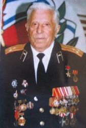 https://upload.wikimedia.org/wikipedia/ru/e/e9/%D0%92%D0%B0%D0%B9%D0%BD%D1%80%D1%83%D0%B1_%D0%95%D0%B2%D1%81%D0%B5%D0%B9_%D0%93%D1%80%D0%B8%D0%B3%D0%BE%D1%80%D1%8C%D0%B5%D0%B2%D0%B8%D1%87.jpg