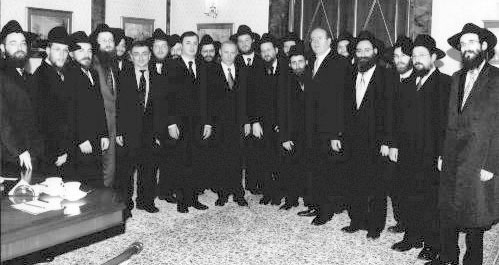 http://pomnimvse.com/R-foto/putin-zidy.jpg
