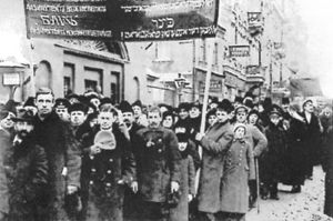 https://upload.wikimedia.org/wikipedia/commons/thumb/1/18/Ac.manif1917.jpg/300px-Ac.manif1917.jpg