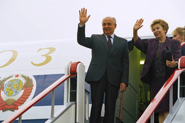 http://img.gazeta.ru/files3/861/6650861/pol_03-incut3_pic-690x-22351.jpg