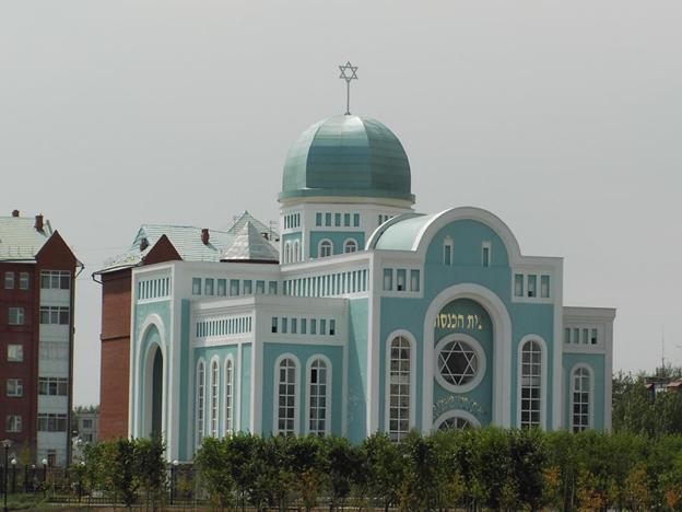 http://www.zarubezhom.com/Images/AstanaRahelSinagoga.jpg