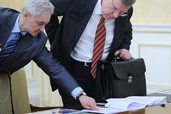 Алексей Кудрин (на фото справа) и помощник президента Андрей Белоусов предлагают по-разному ускорить рост экономики