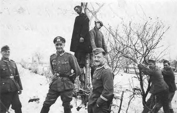 http://www.chitalnya.ru/upload2/164/db601b7850132389979db5d6363fef8e.jpg