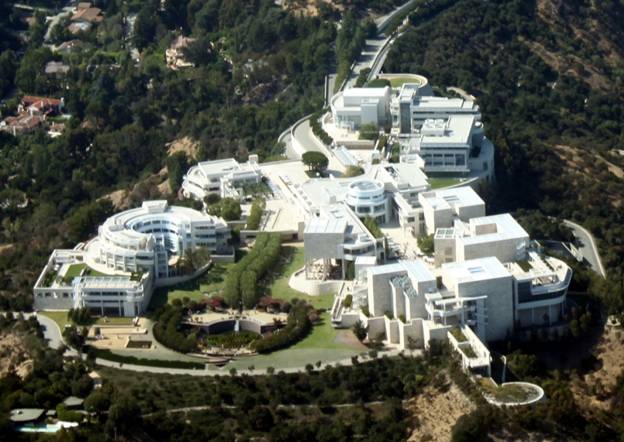 http://dic.academic.ru/pictures/wiki/files/65/Aerial_Getty_Museum.jpg