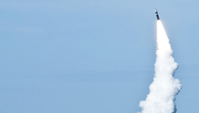 Запуск баллистической ракеты Trident D5. Архивное фото