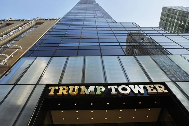 https://4.bp.blogspot.com/-RgHSNtdIbFk/WComJOSMVaI/AAAAAAAAe9Q/NIZLMhIKQfUuQL7mb90a17E1d_xVm8P-gCLcB/s1600/trumptower.jpg