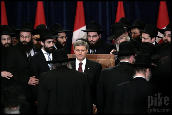 http://www.balandin.net/Gunin/canada.eaten.alive.jpg