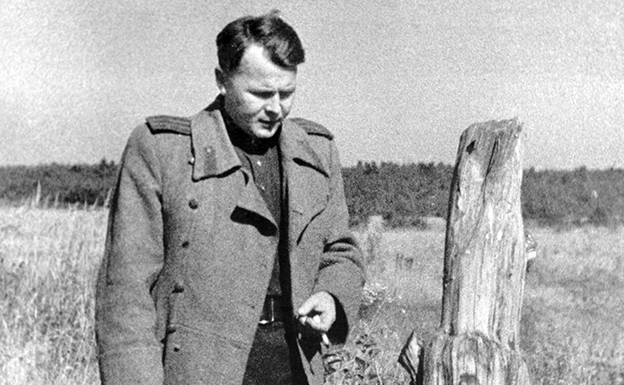 http://nadezda.milportal.ru/wp-content/uploads/2016/09/aleksandr-tvardovskiy.jpg